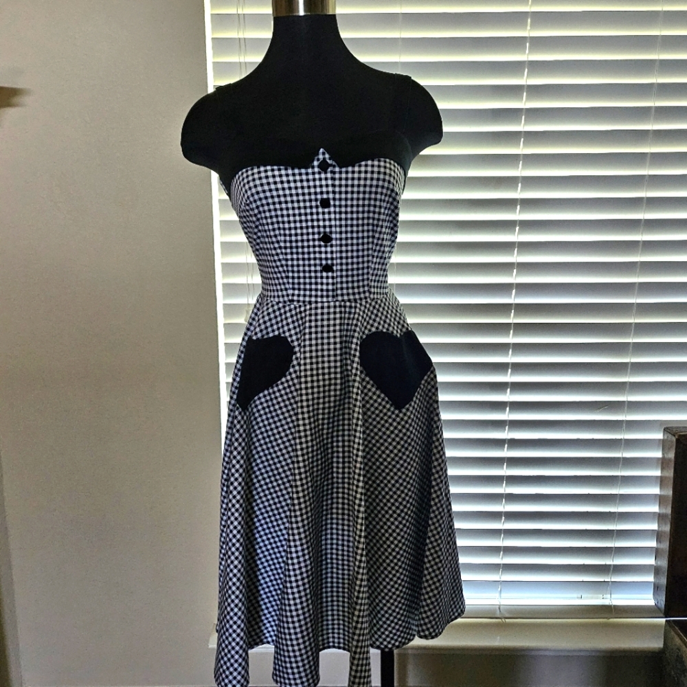 Pinup Couture Betsey Swing Dress in Black Gingham